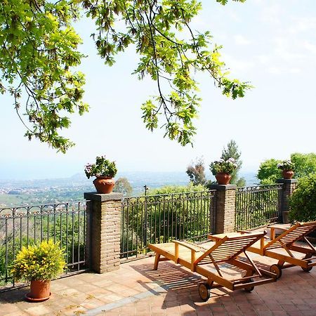 Feudo Algerazzi Villa Zafferana Etnea Rum bild