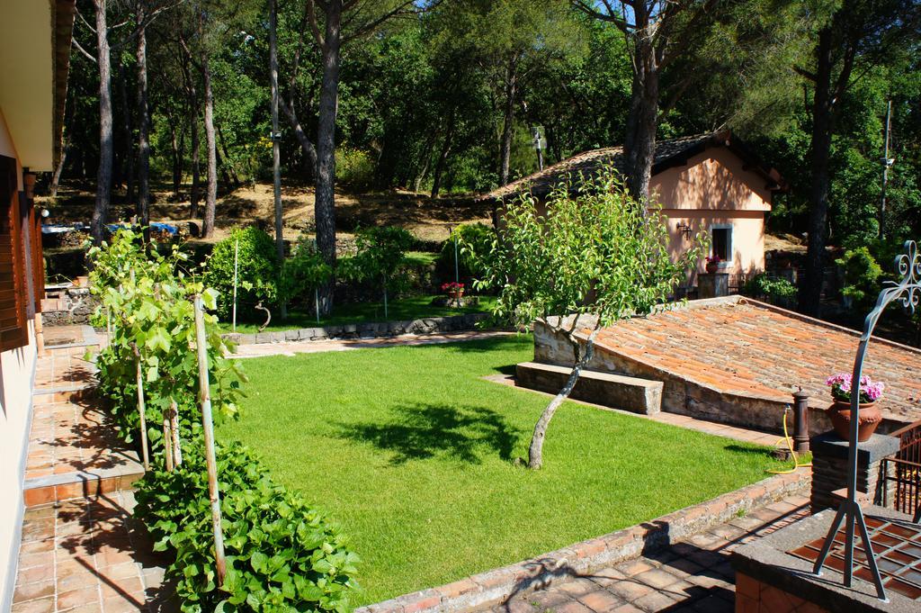 Feudo Algerazzi Villa Zafferana Etnea Rum bild